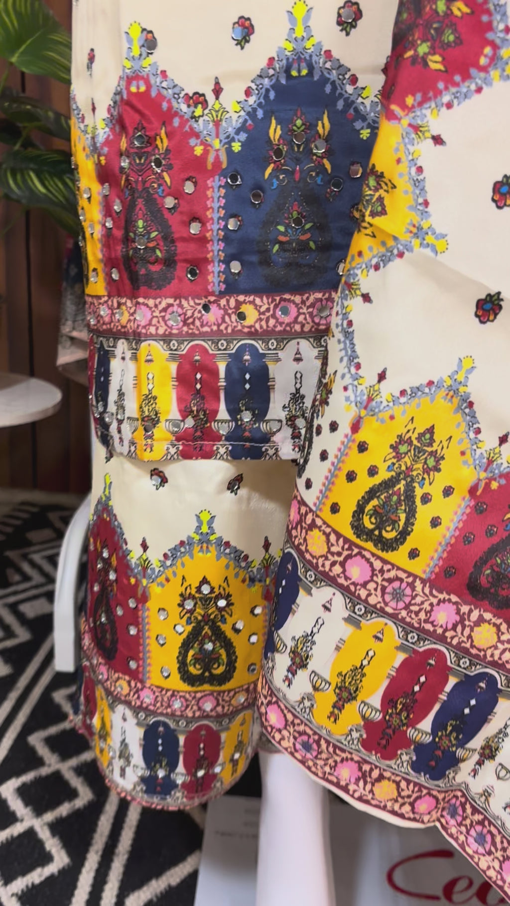 Noor Mahal Printed Poly Crepe Suit Set