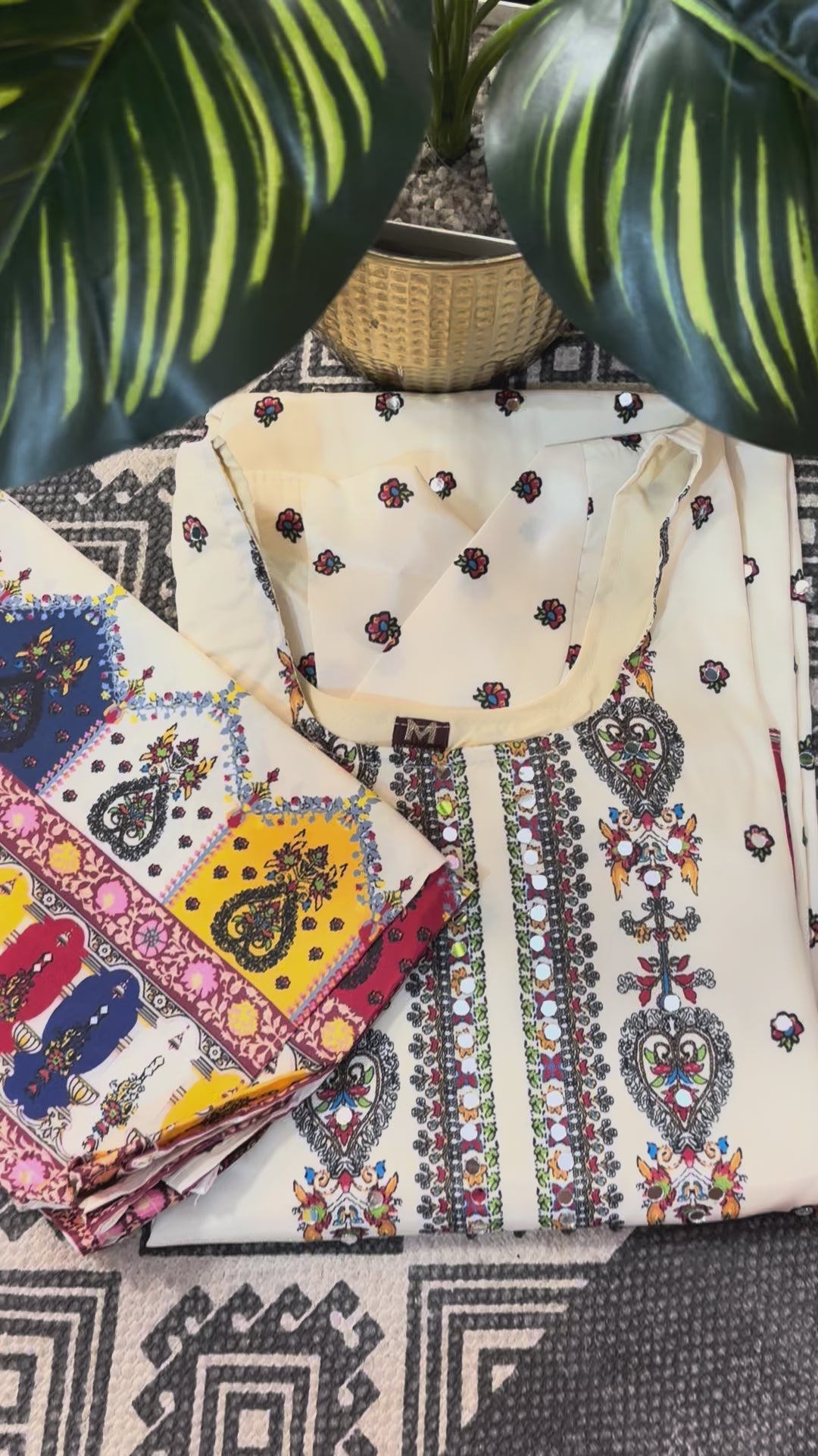 Noor Mahal Printed Poly Crepe Suit Set
